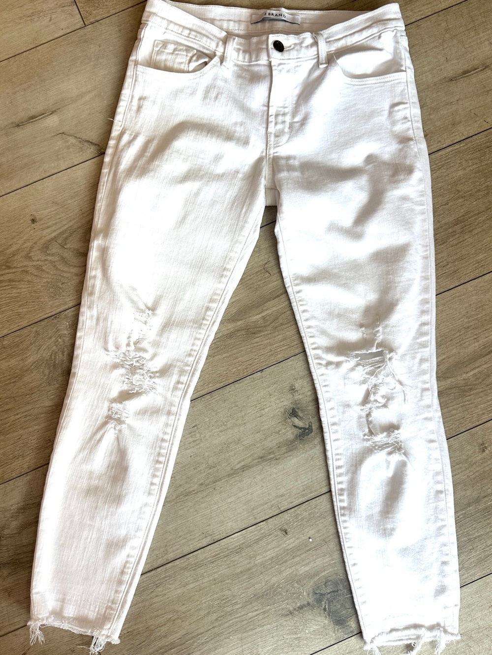 J Brand low rise crop demented White Jeans size 27